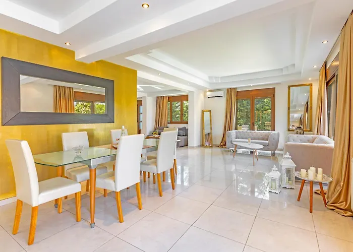 Prestige Rhodes * إياليسوس