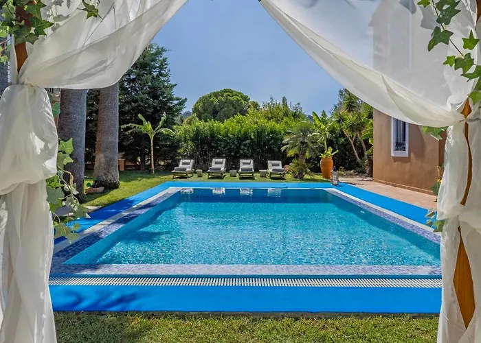 Prestige Rhodes إياليسوس