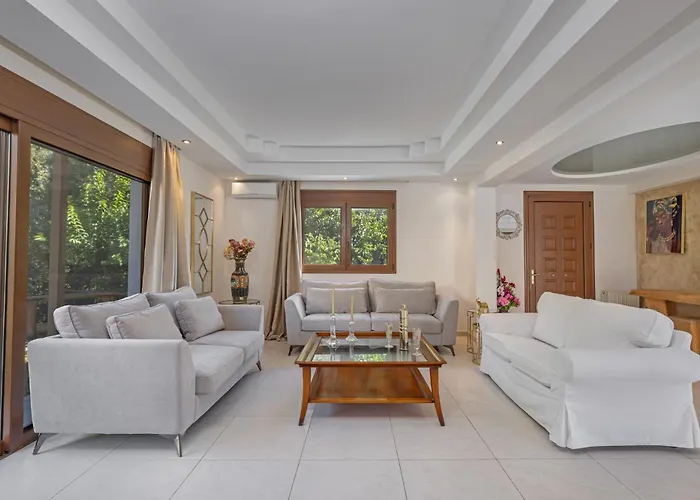 فيلة Prestige Rhodes إياليسوس